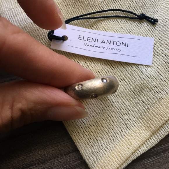 Ring - Picture 4 of 9